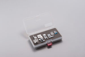 Edistyneen ompelijan paininjalkasetti